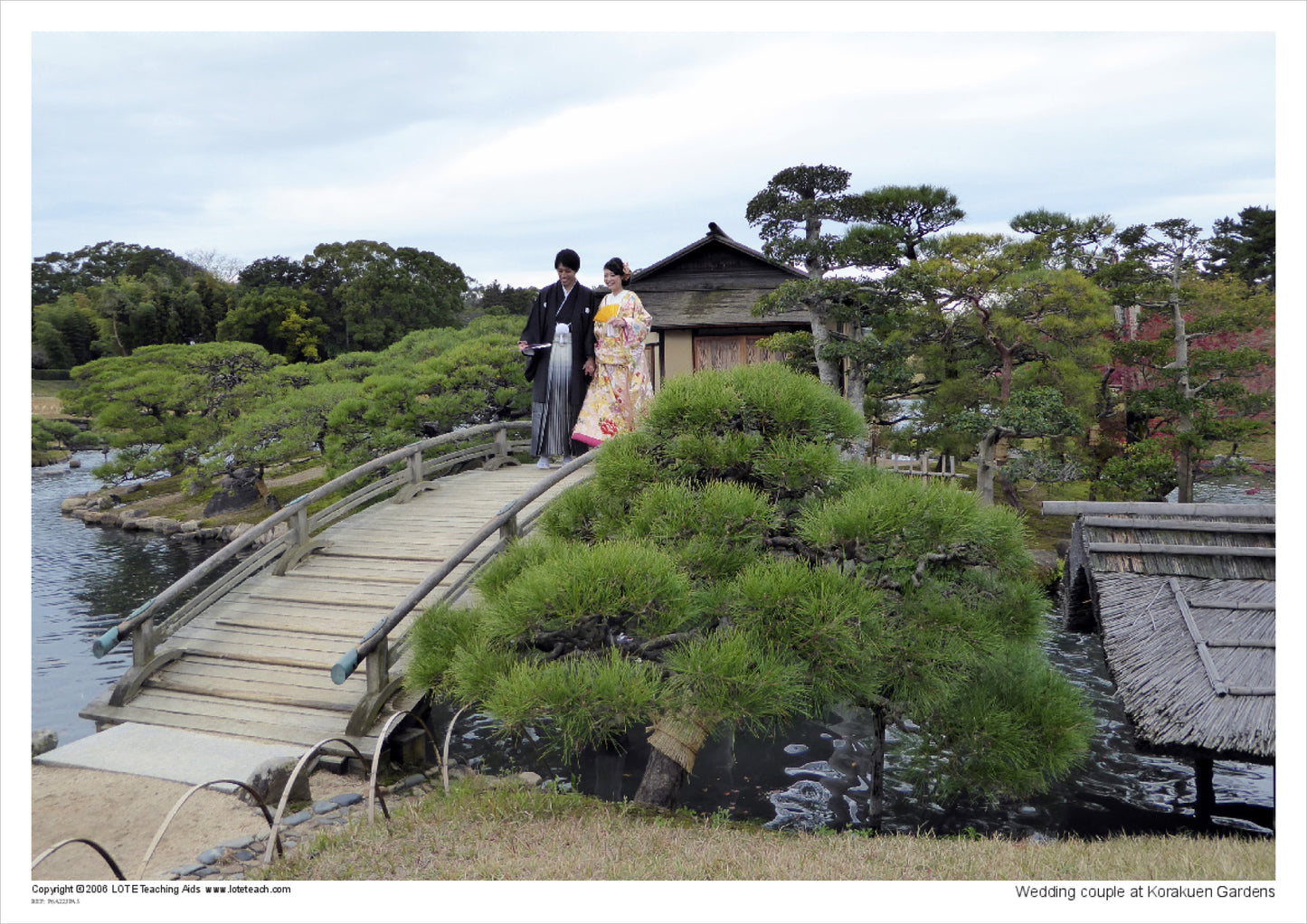 Wedding couple at Korakuen Gardens