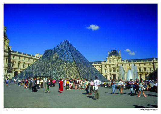 La Pyramide du Louvre