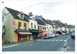 Street in Courtenay, France